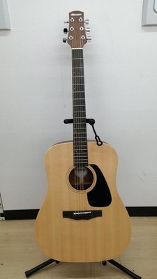 Morris Akustikgitarre M-011 NAT gebraucht