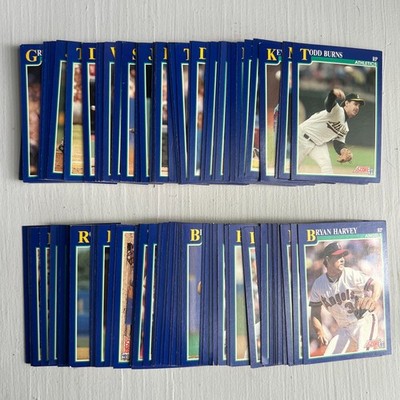 1991 Score MLB Lot of 108 Baseball Cards Navy Blue Border