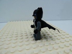 Lego BATMAN Dk Bluish Gray Suit, Black Mask, 2 Face Minifigure 7884 7886 7888