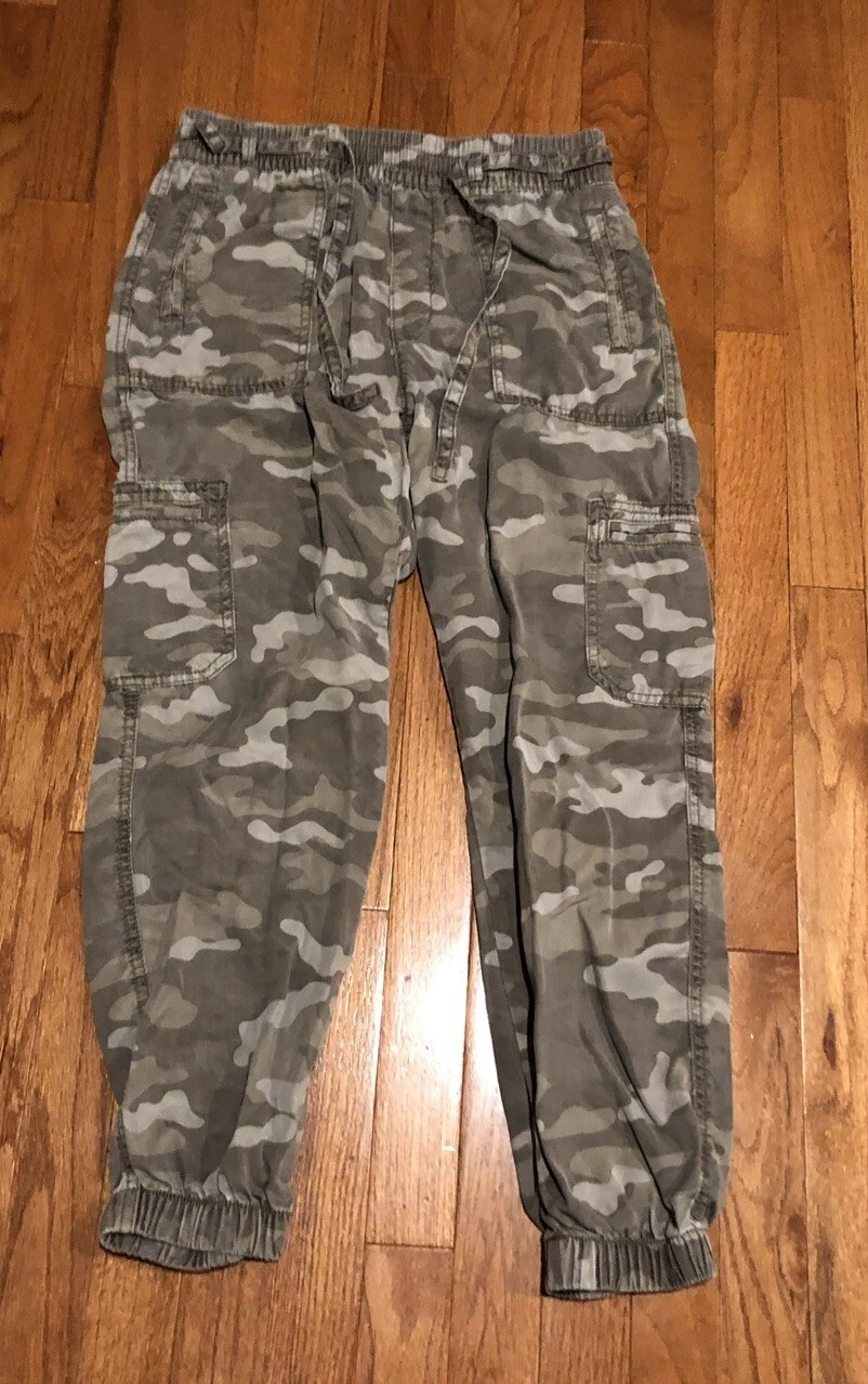 american eagle army camo jogger pants size S