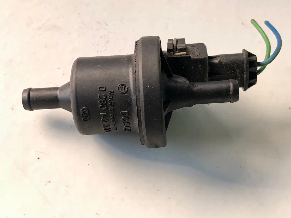 Unidad de válvula de purga de bote de vapor solenoide Saab Volvo Bosch 0 280 142 300 OEM Foto 2 de 3