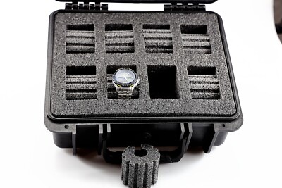 Classic Black case with Pelican 1400 precut 8 watch Collectors