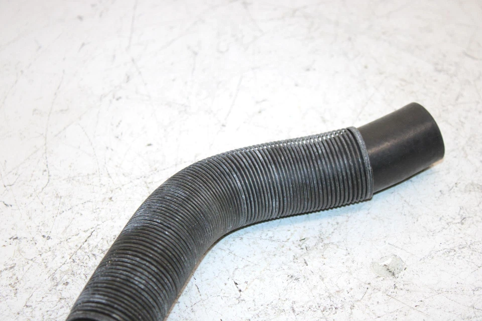 99 Yamaha Vmax 700 Sx Oem Coolant Pipe W/Spring 8CH-12482-00-00 SY82 - Image 3 of 4