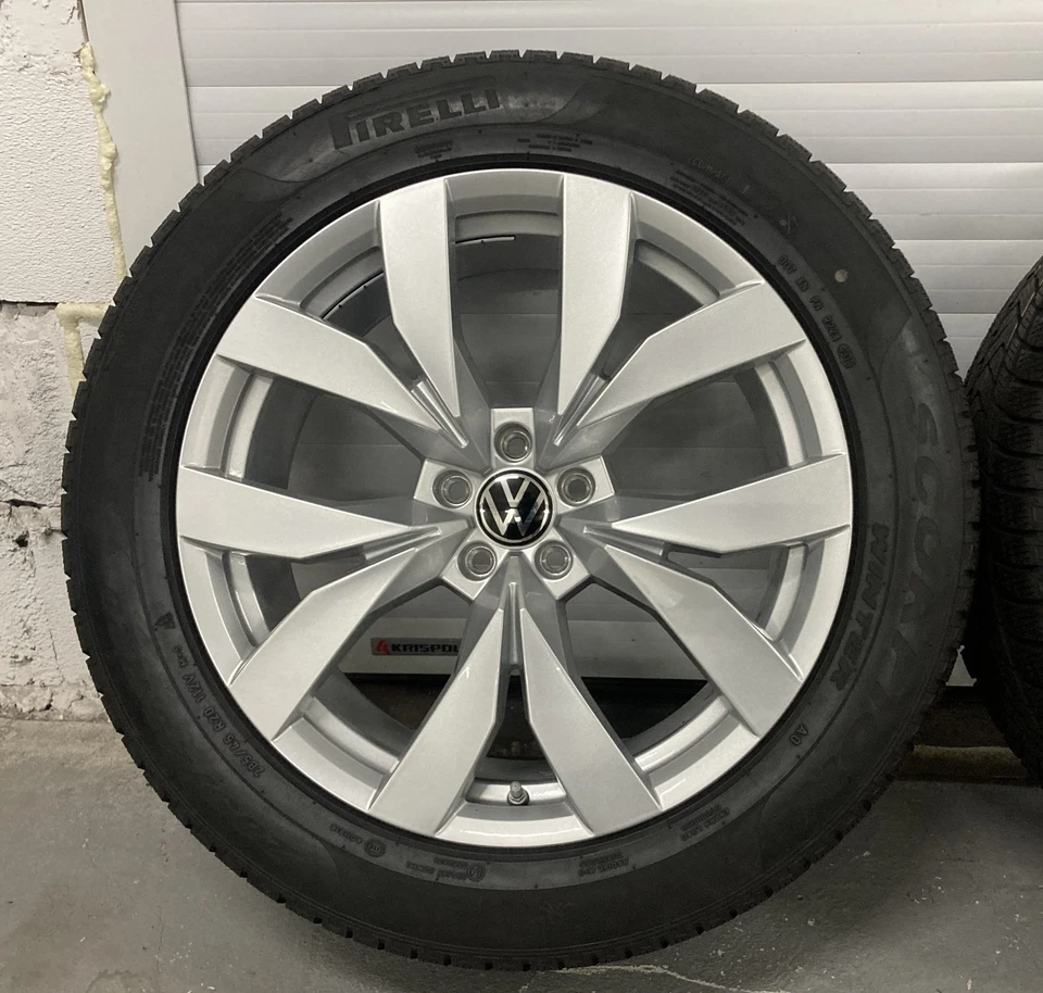 VW Touareg III 3 CR Winterreifen original Alufelgen Montero RDKS 285/45 R20 112V - Bild 2 von 4