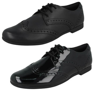 Mädchen Clarks Schulschuhe Scala Schnürung