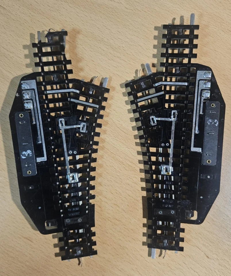 Trix Schienen Set H0 2x Elekt. Weichen 4361, 4363 + Gerade + Kurven - Bild 2 von 4