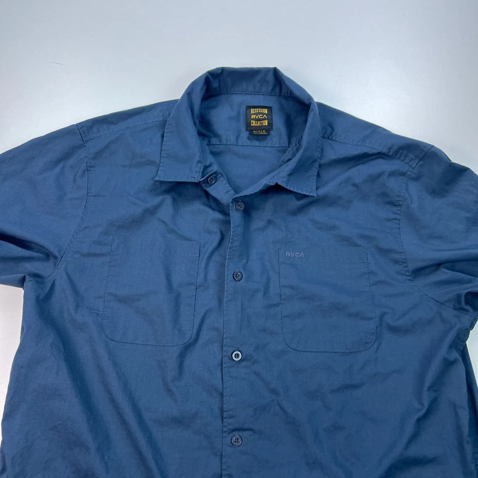 RVCA Recession Button Up Shirt Mens Extra Large XL Blue Pockets Beach OUtdoors - Image 2 of 4