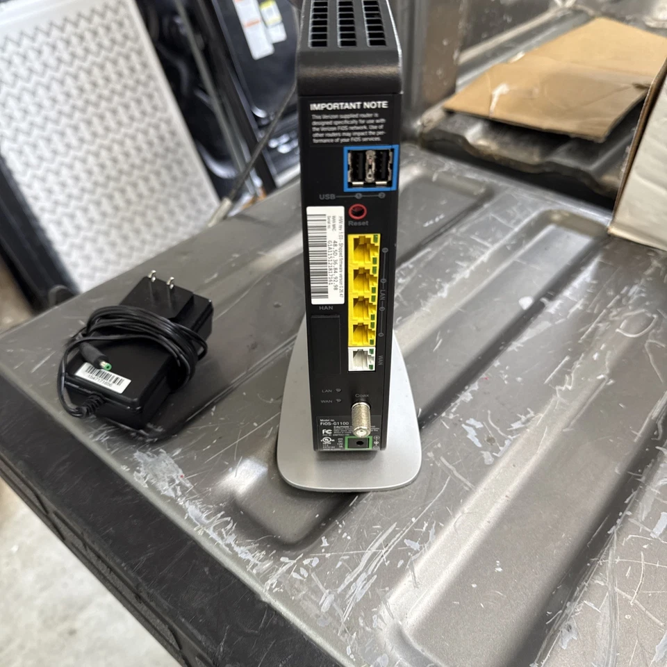 Verizon G1100 Fios Wireless Wifi Router Modem W/ Power And Ethernet Cables - Image 3 of 4