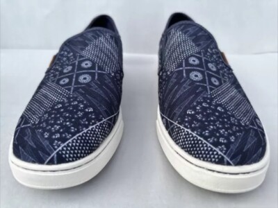 OluKai Pehuea Pai Slip On Sneaker Shoes Women s Size 9 Blue Geometric 20360-DEXP