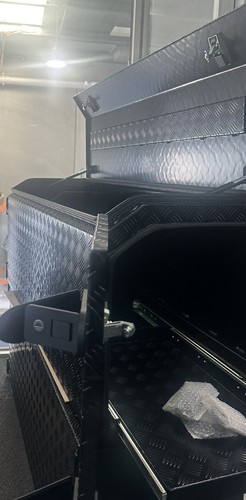 TB755/2 Caravan Toolbox 3 Door - Picture 2 of 9