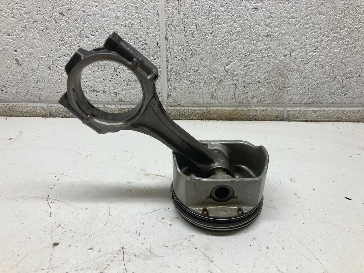 L4 10172838, 21179952, 21179974 Standard Piston & Rod, Volvo Penta  