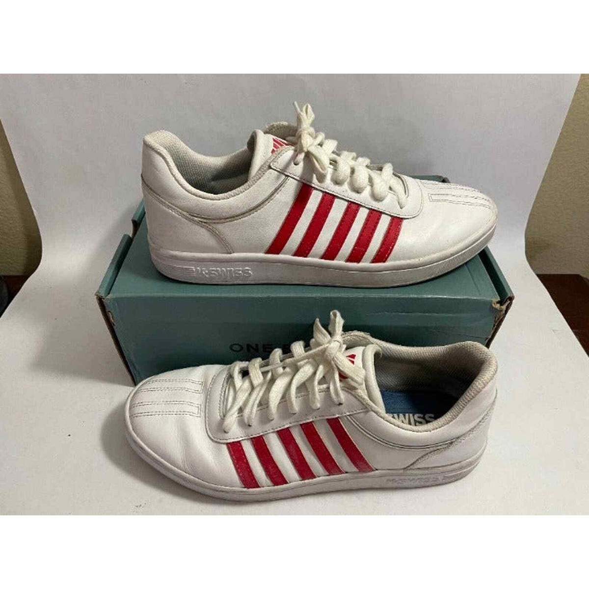 K-Swiss Men's shoe White/Red Court Style Since 1966 Size 8.5 K-Swiss Men's shoe White/Red Court Style Since 1966 Size 8.5