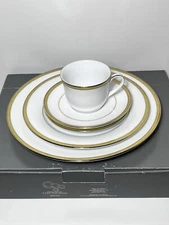 Charter Club Grand Buffet Gold Trim 5 Piece Place Setting In Open Box MINTY!