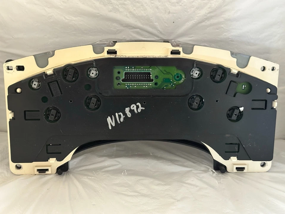 Cuadro de instrumentos velocímetro panel de instrumentos 00-05 Astro Safari 120.959 millas Foto 2 de 3