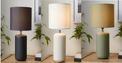 Neue gerippte Keramik Tischlampe, bringt eine einfache Erfrischung in Ihren Raum.