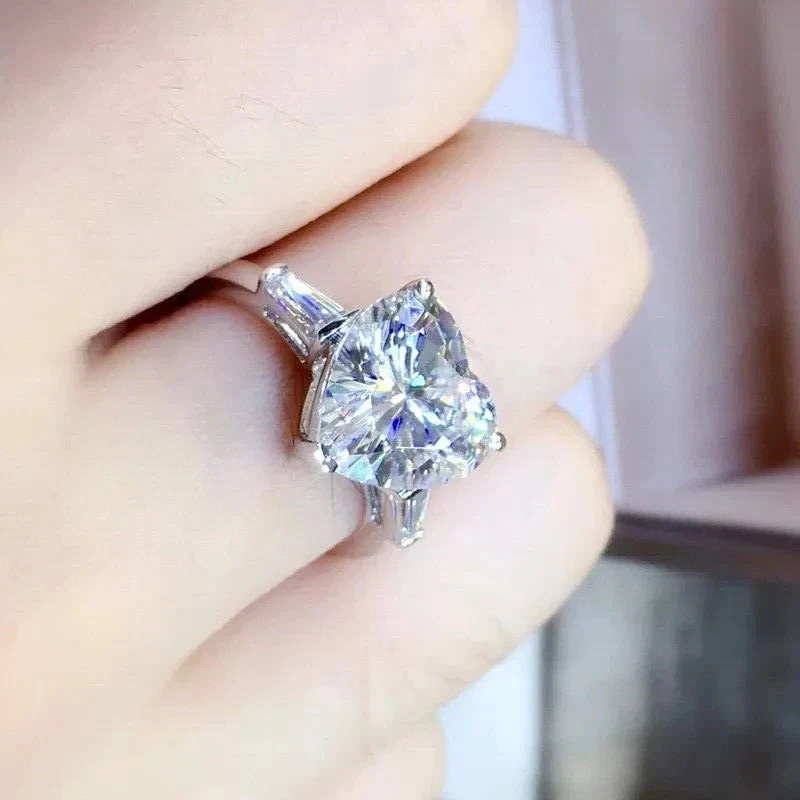 2Ct Heart Cut Moissanite Diamond Solitaire Engagement Ring 14K White Gold Plated - Image 3 of 4