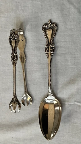 Towle OLD COLONIAL Sterling Silver Sugar 4 Inch Tongs and 5.5 inch Teaspoon