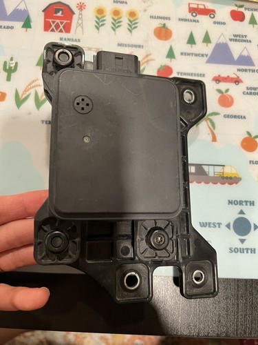 2023 - 2024 KIA Sorento RADAR CRUISE CONTROL DISTANCE SENSOR 99110-R-500 - Picture 2 of 4