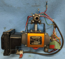 WORCESTER PNUEMATIC ACTUATOR W/LIMIT SWITCH SERIES 39 MODEL 10E