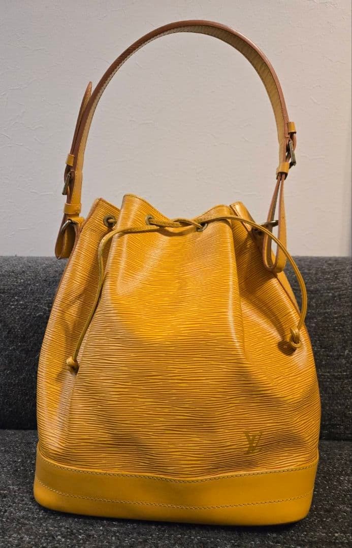 Louis Vuitton Epi Noe Bag Yellow Leather Shoulder Used Excellent