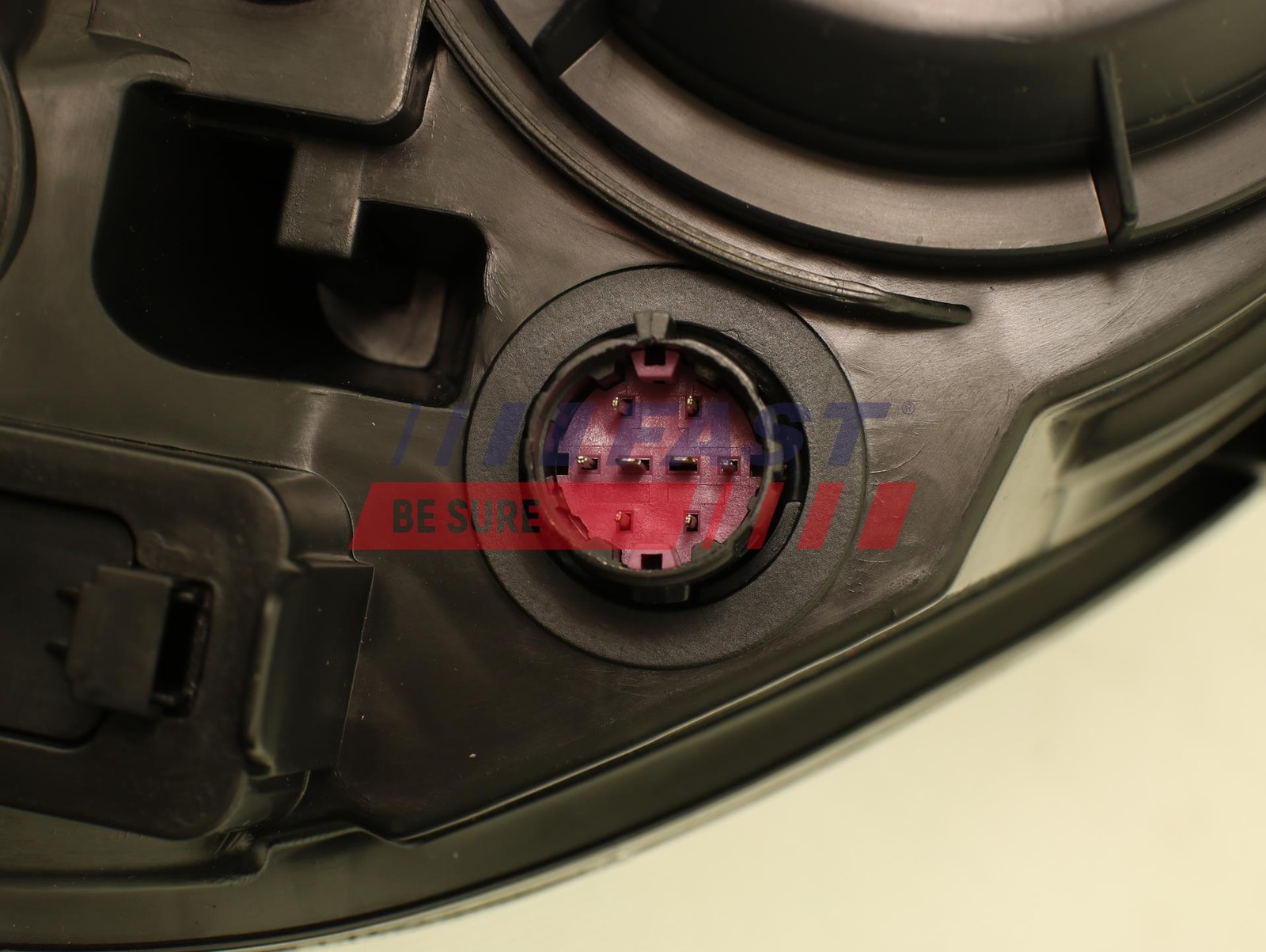 Left FAST FT86211 Tail Light Assembly for VW