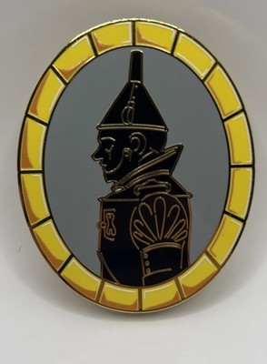 Universal City Studios Wicked Pin Tin Man 2025 /300 Pink a la mode