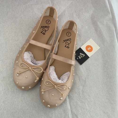 Art Class Size 2 Girls Ballet Style Slip On Shoe Beige With White Pearl Detail - Picture 4 of 7