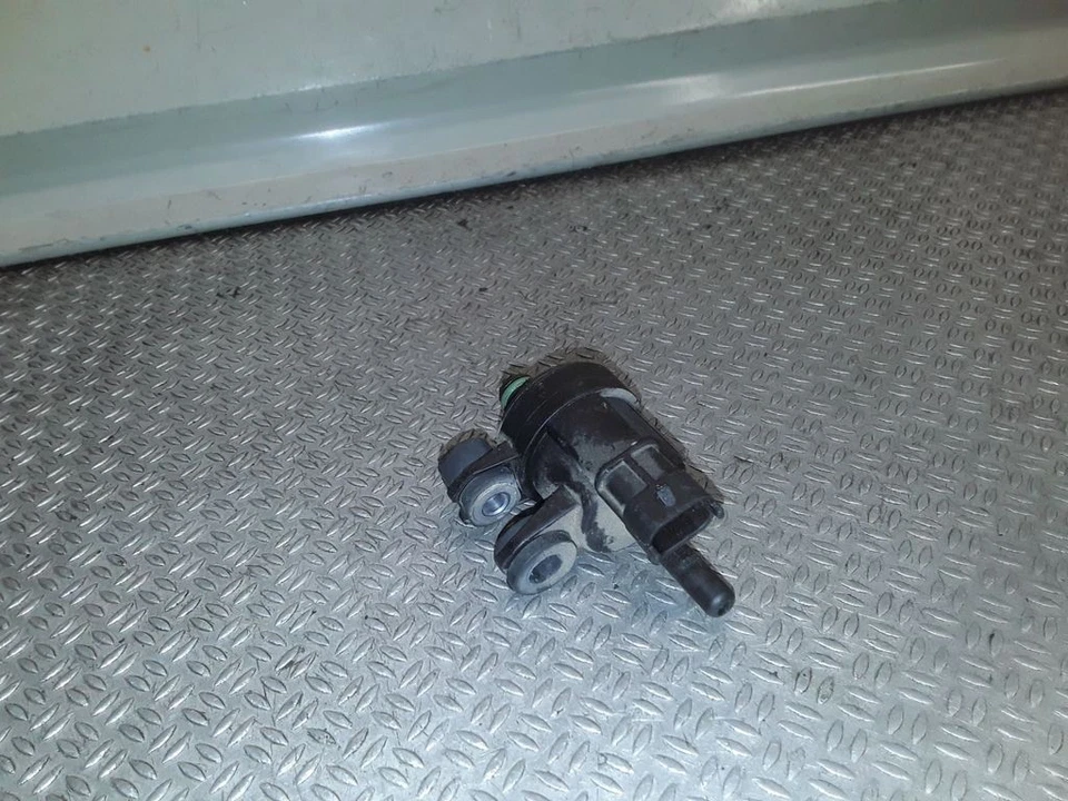 Chevrolet Volt I 2012 турбо электромагнитный клапан 0280142481 DEV496222 - Изображение 3 из 3