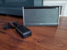 Bose SoundLink Bluetooth 404600 Wireless Mobile Speaker Portable W/Charger