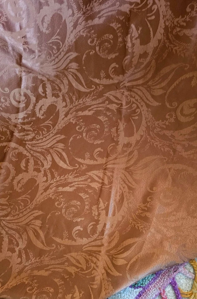 Mantel Hojas Damasco Otoño Otoño Reversible Rojo Óxido/Marrón 59"x102" Foto 2 de 4