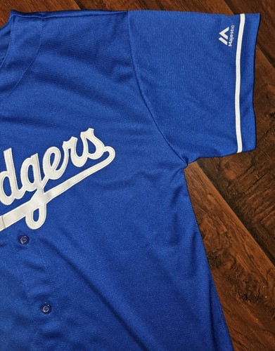 LA Dodgers #22 Clayton Kershaw Jersey Size Youth xL - Picture 5 of 9