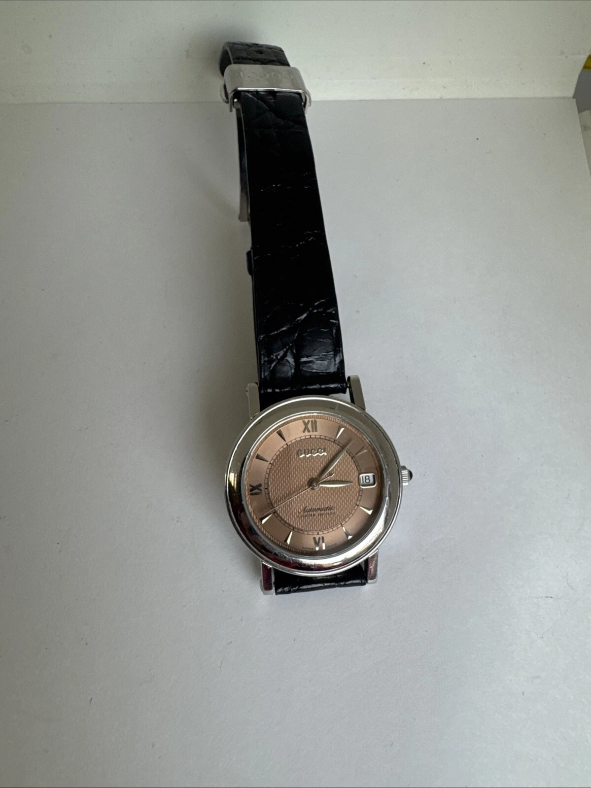 Montre unisexe GUCCI 7400 Roman Automatic édition limitée fond boîtier d'exposition