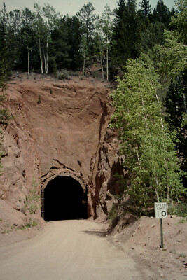 altes DIA Gold Camp Road Tunnel Cripple Creek 1989 USA den-S6-91