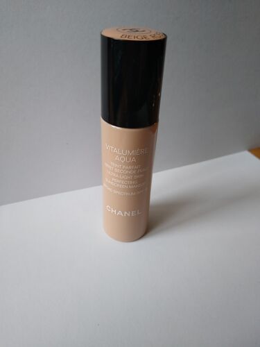 Chanel Vitalumiere Aqua 32 Beige Rose Ultra-Light Skin Perfecting Sunscreen .7oz - Afbeelding 1 van 5