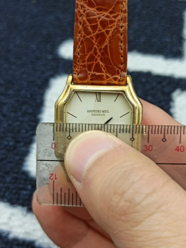 RELOJ ICÓNICO RAYMOND WIL GENEVE AÑOS 70 MODELO HECHO EN SUIZA MECANISMO MANUAL Foto 2 de 4