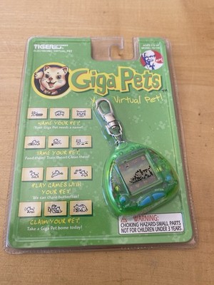 Vintage Gigapets Virtual Pet Toy Sealed KFC Reddit Bitty Kitty 1997 Rare New