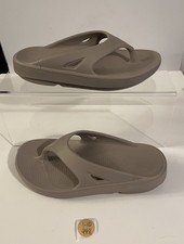 Oofos Original Recovery Sandal Lt. Beige Flip Flops Women s Size EU 38 US Size 7