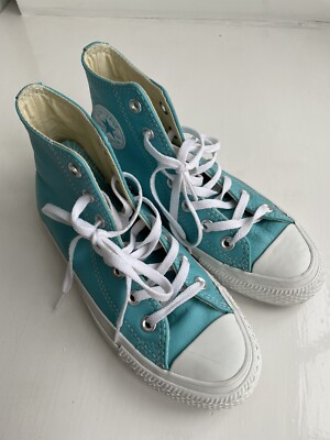 very leather converse