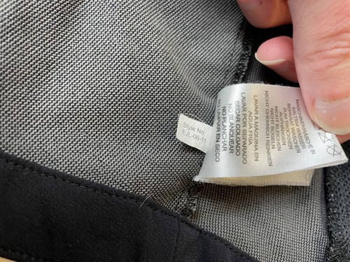 Lolë Soft-Shell Full Zip Jacket Women's Size 6 Black Wicking SPF Antibacterial - Picture 8 of 19
