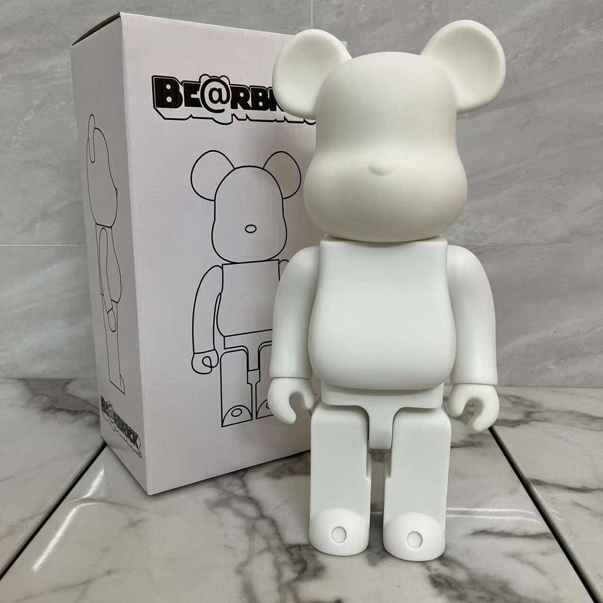400% Bearbrick Real WITH BOX 28cm 11inch Figures Black White Bear