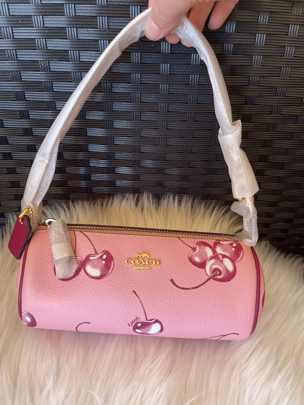 Borsa a barile Coach Nolita nuova con etichette con stampa ciliegio CR371