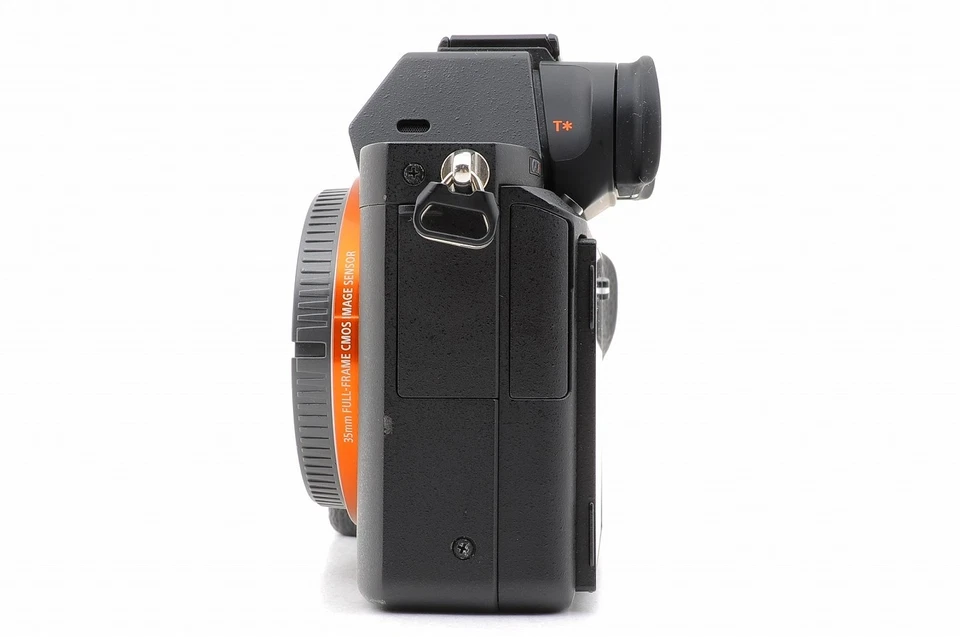 Cámara Sony A7R II ILCE 7RM2 42,4 MP inglesa con cargador -S/C 49.866 -casi como nueva- Foto 3 de 4