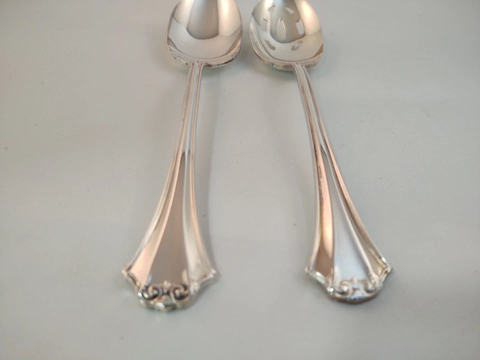 Reed & Barton Silverplate French Chippendale 8.5" Serving Spoon & Slotted Spoon - Image 4 of 4