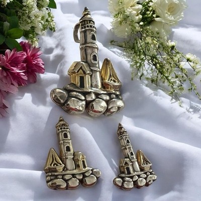 VTG Light House Ocean Scene Set 2 1/2  Pendant Brooch 1 3/8  Earrings 24.3g