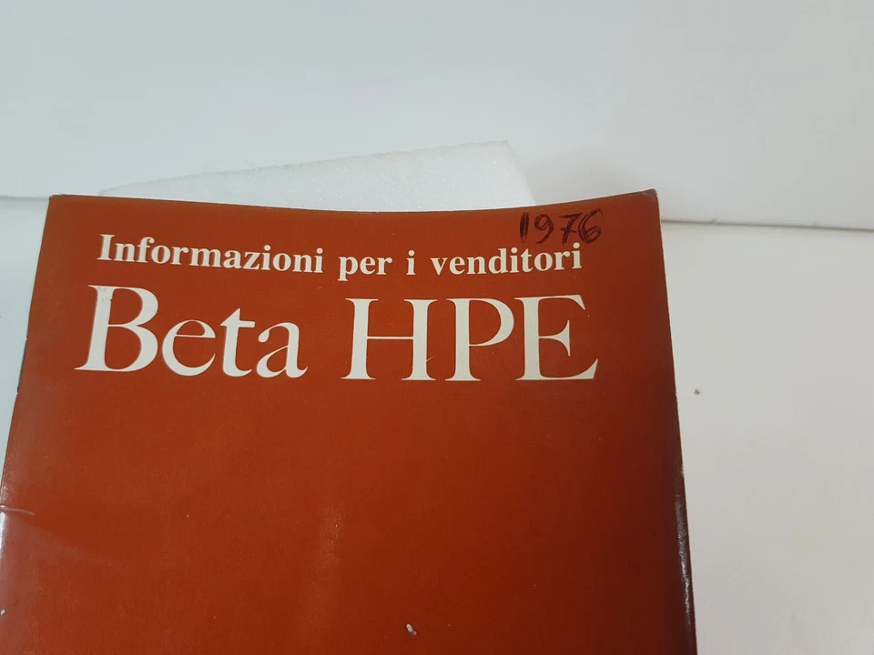 Libretto manuale informazion per i venditori Lancia Beta HPE  originale ed. 1976 - Immagine 2 di 4
