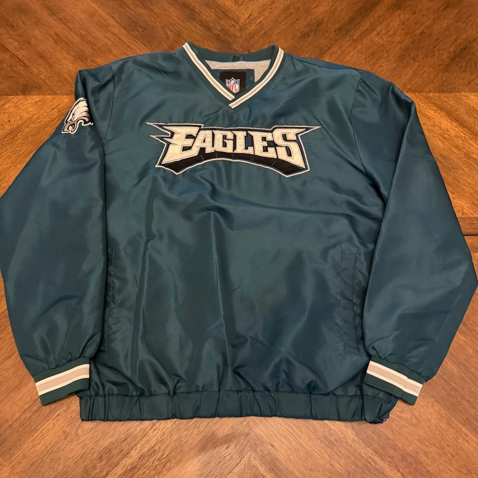 NFL Philadelphia Eagles V-Neck Windbreaker Pullover Jacket Green Mens XL