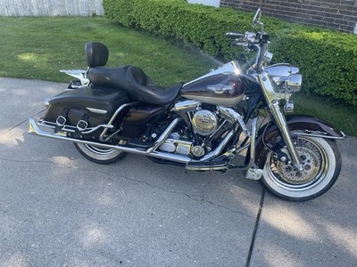 1998 harley davidson 95th anniversary Road King Classic Gas Tanks. Full Part Out