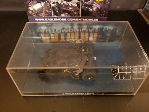 BATMAN AUTOMOBLIA #3 BATMAN BEGINS MOVIE 1:43 DIECAST TUMBLER BATMOBILE MODEL - Picture 5 of 6