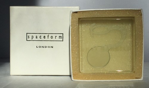 Spaceform London Glass Just Married 1 1/2” In Padded Box Paperweight  - Picture 1 of 2