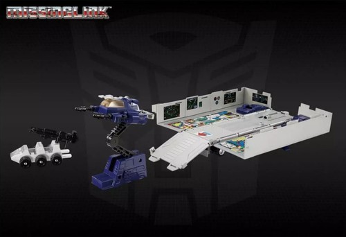 TRANSFORMRS Optimus Prime Missing Link C-01 W Trailer Takara Tomy MISB USA - Picture 8 of 12